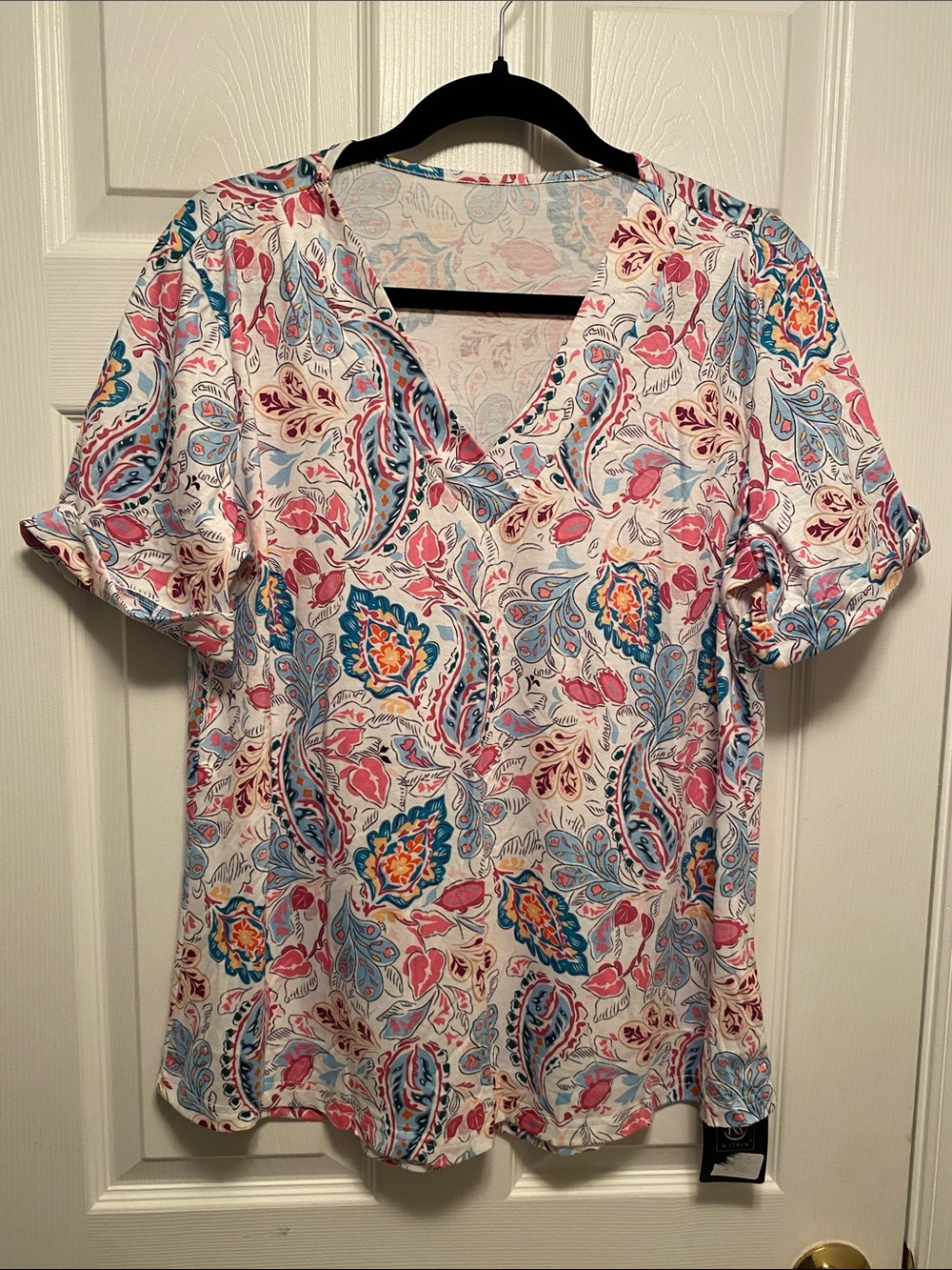 Rapbin Women's Paisley V-Neck Short Sleeve Top - White with Pink & Blue…size L